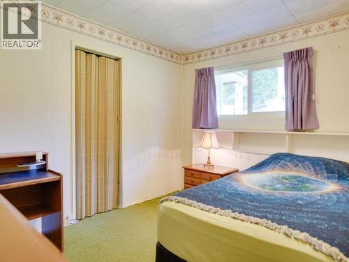 2468 Zilinsky Road, Powell River, BC - Indoor Photo Showing Bedroom