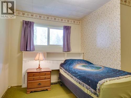 2468 Zilinsky Road, Powell River, BC - Indoor Photo Showing Bedroom