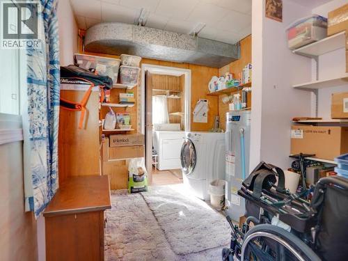 2468 Zilinsky Road, Powell River, BC - Indoor Photo Showing Laundry Room