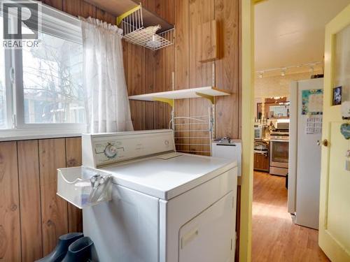 2468 Zilinsky Road, Powell River, BC - Indoor Photo Showing Laundry Room