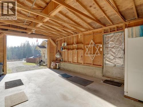 2468 Zilinsky Road, Powell River, BC - Indoor