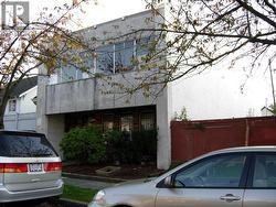 1114 E PENDER STREET  Vancouver, BC V6A 1W5