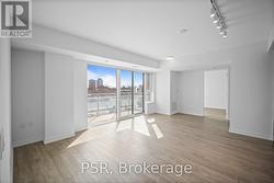 422 - 299 CAMPBELL AVENUE  Toronto, ON M6P 3V7