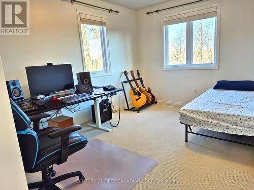 1 - 582 Hyde Park Road, London North (North O), ON - Indoor