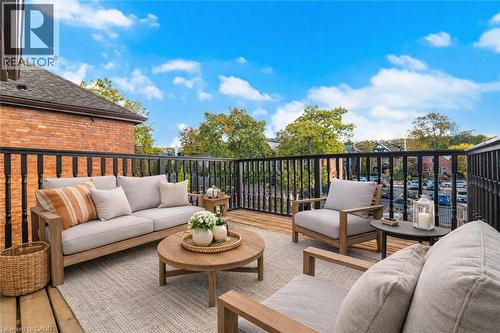 285 Charlton Avenue W, Hamilton, ON - Outdoor With Exterior
