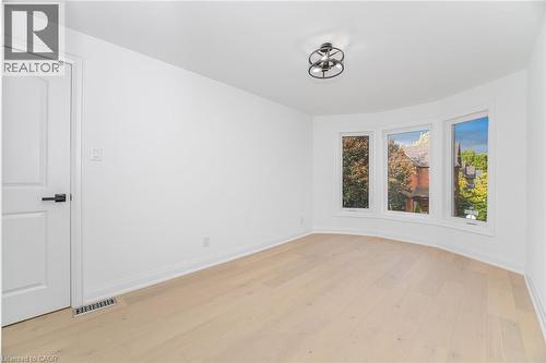 285 Charlton Avenue W, Hamilton, ON - Indoor Photo Showing Other Room