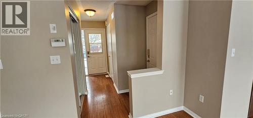 35 Nancroft Crescent, Cambridge, ON - Indoor Photo Showing Other Room