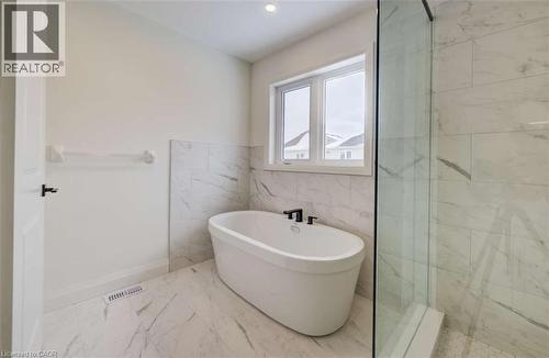67 Crosswinds Drive, Kitchener, ON - Indoor Photo Showing Bathroom