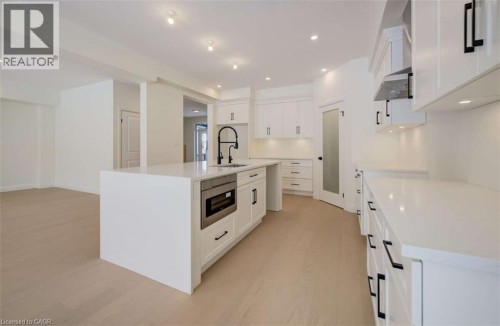 67 Crosswinds Drive, Kitchener, ON - Indoor Photo Showing Kitchen With Upgraded Kitchen