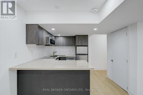 1371 Gull Crossing, Pickering, ON - Indoor Photo Showing Kitchen
