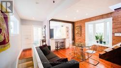 UNIT 2 - 184 FRANKLIN AVENUE  Toronto, ON M6P 3Y8