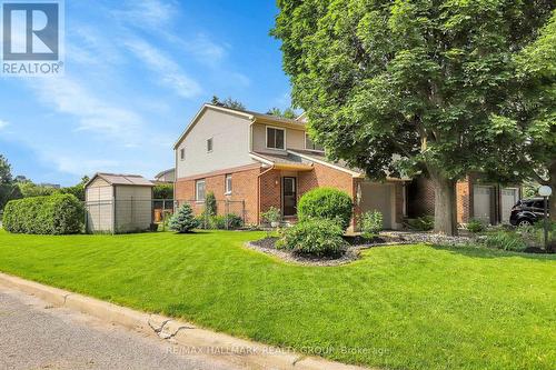 88 HOMESTEAD STREET  Ottawa, ON K2E 7N6