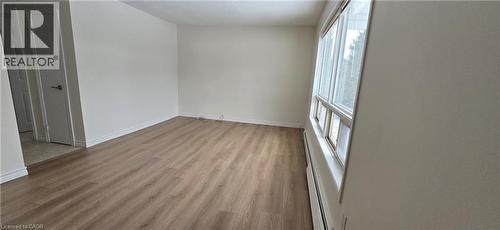 23 Rutherford Drive Unit# B, Kitchener, ON - Indoor Photo Showing Other Room