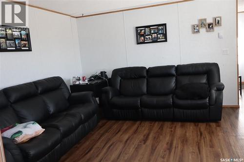 20 H Avenue, Willow Bunch, SK 