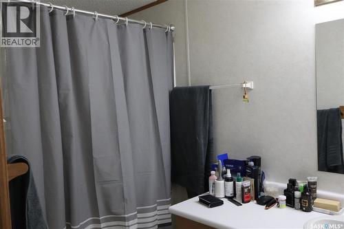 20 H Avenue, Willow Bunch, SK 