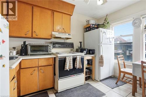 Unit #1 - 68 Gage Avenue S, Hamilton, ON - Indoor Photo Showing Kitchen