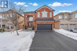 1379 LIVERPOOL STREET  Oakville, ON L6M 4P1