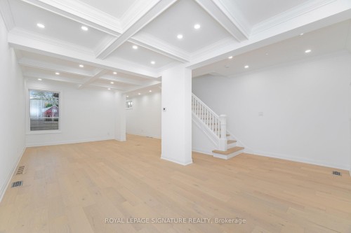 285 Charlton Avenue W, Hamilton, ON - Indoor Photo Showing Other Room