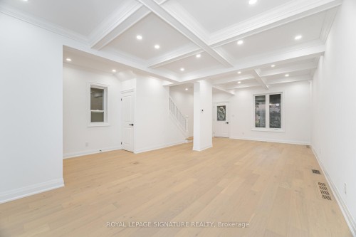 285 Charlton Avenue W, Hamilton, ON - Indoor Photo Showing Other Room