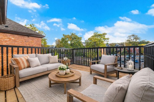 285 Charlton Avenue W, Hamilton, ON - Outdoor With Exterior