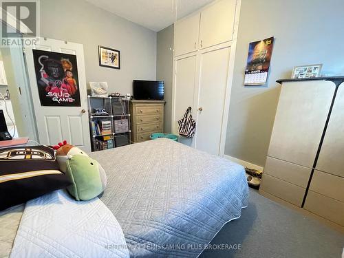 68 Wellington Street, Temiskaming Shores (New Liskeard), ON - Indoor Photo Showing Bedroom