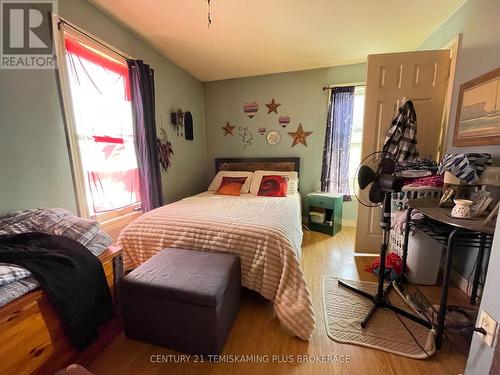68 Wellington Street, Temiskaming Shores (New Liskeard), ON - Indoor Photo Showing Bedroom