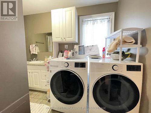 68 Wellington Street, Temiskaming Shores (New Liskeard), ON - Indoor Photo Showing Laundry Room