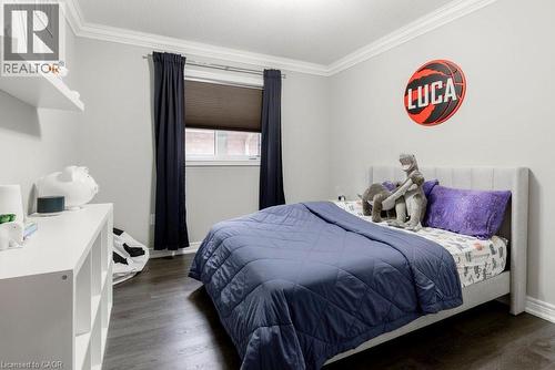 51 Weaver Drive, Ancaster, ON - Indoor Photo Showing Bedroom