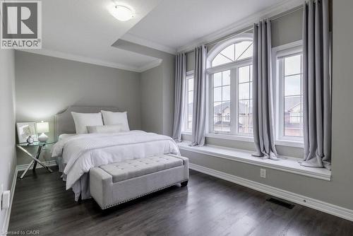 51 Weaver Drive, Ancaster, ON - Indoor Photo Showing Bedroom
