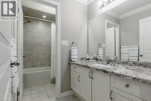 51 Weaver Drive, Ancaster, ON - Indoor Photo Showing Bathroom