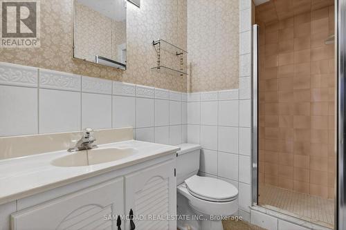 521 Vanessa Crescent, Mississauga, ON - Indoor Photo Showing Bathroom