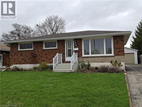 56 BALMORAL Drive  Brantford, ON N3R 5B9