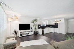 Salon - 