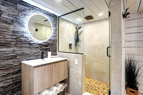 Salle de bains - 339 Rue De La Légende, Sainte-Adèle, QC - Indoor Photo Showing Bathroom