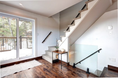 Entrée extérieure - 339 Rue De La Légende, Sainte-Adèle, QC - Indoor Photo Showing Other Room