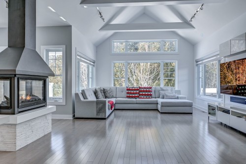 Salon - 1129 Rue Du Clos-St-Urbain, Prévost, QC - Indoor Photo Showing Living Room With Fireplace