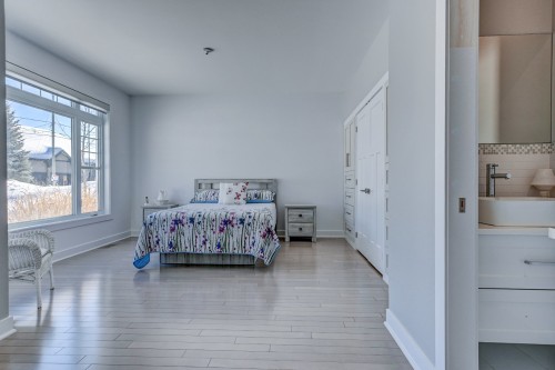 Chambre à coucher principale - 1129 Rue Du Clos-St-Urbain, Prévost, QC - Indoor Photo Showing Bedroom