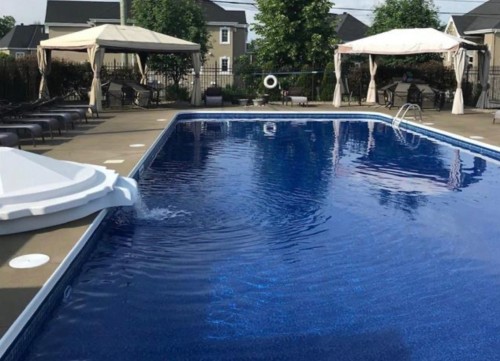 Piscine - 1129 Rue Du Clos-St-Urbain, Prévost, QC - Outdoor With In Ground Pool With Backyard