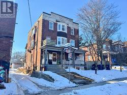 6 REDWOOD AVENUE  Toronto, ON M4L 2S6