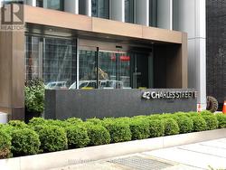 2103 - 42 CHARLES STREET E  Toronto, ON M4Y 1N3