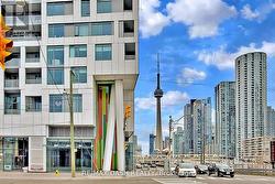 1215E - 576 FRONT STREET W Toronto, ON M5V 1C1