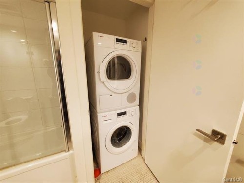 Salle de lavage - 1707-1390 Rue Du Fort, Montréal (Ville-Marie), QC - Indoor Photo Showing Laundry Room