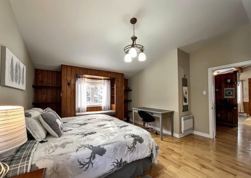 Chambre à coucher principale - 172 Ch. Du Zénith, Saint-Adolphe-D'Howard, QC - Indoor Photo Showing Bedroom
