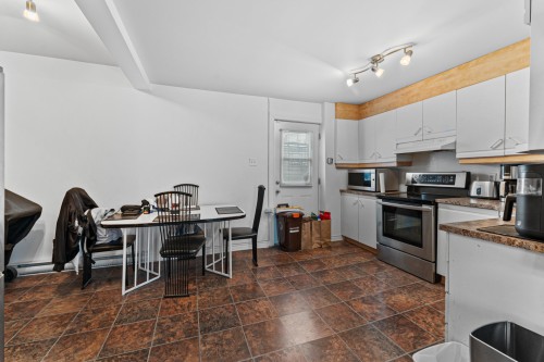 Cuisine - 571 Rue De Contrecoeur, Montréal (Mercier/Hochelaga-Maisonneuve), QC - Indoor Photo Showing Kitchen