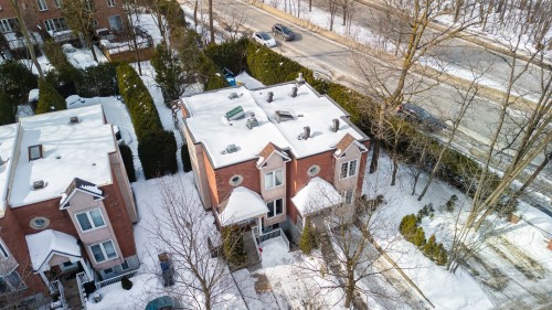 Photo aérienne - 3182 Boul. St-Martin E., Laval (Duvernay), QC - Outdoor