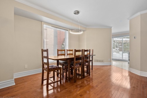 Salle à manger - 3182 Boul. St-Martin E., Laval (Duvernay), QC - Indoor Photo Showing Dining Room