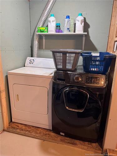 44 Lansdowne Crt, Riverview, NB 