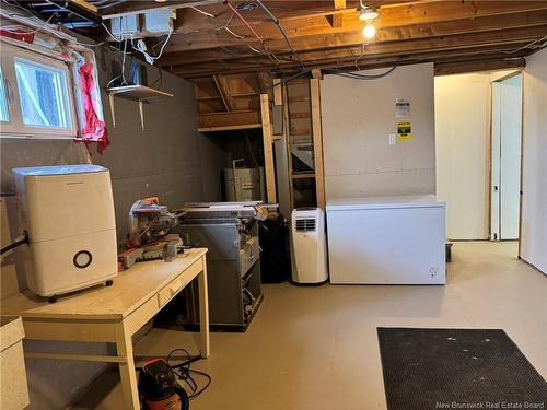 44 Lansdowne Crt, Riverview, NB 