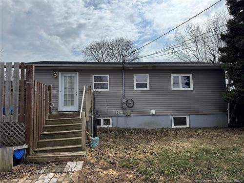 44 Lansdowne Crt, Riverview, NB 