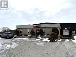 577 INDUSTRAIL DRIVE  Fort Erie (Central), ON L2A 5M4